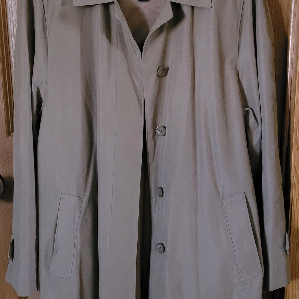 Men's Classic Tan Coat